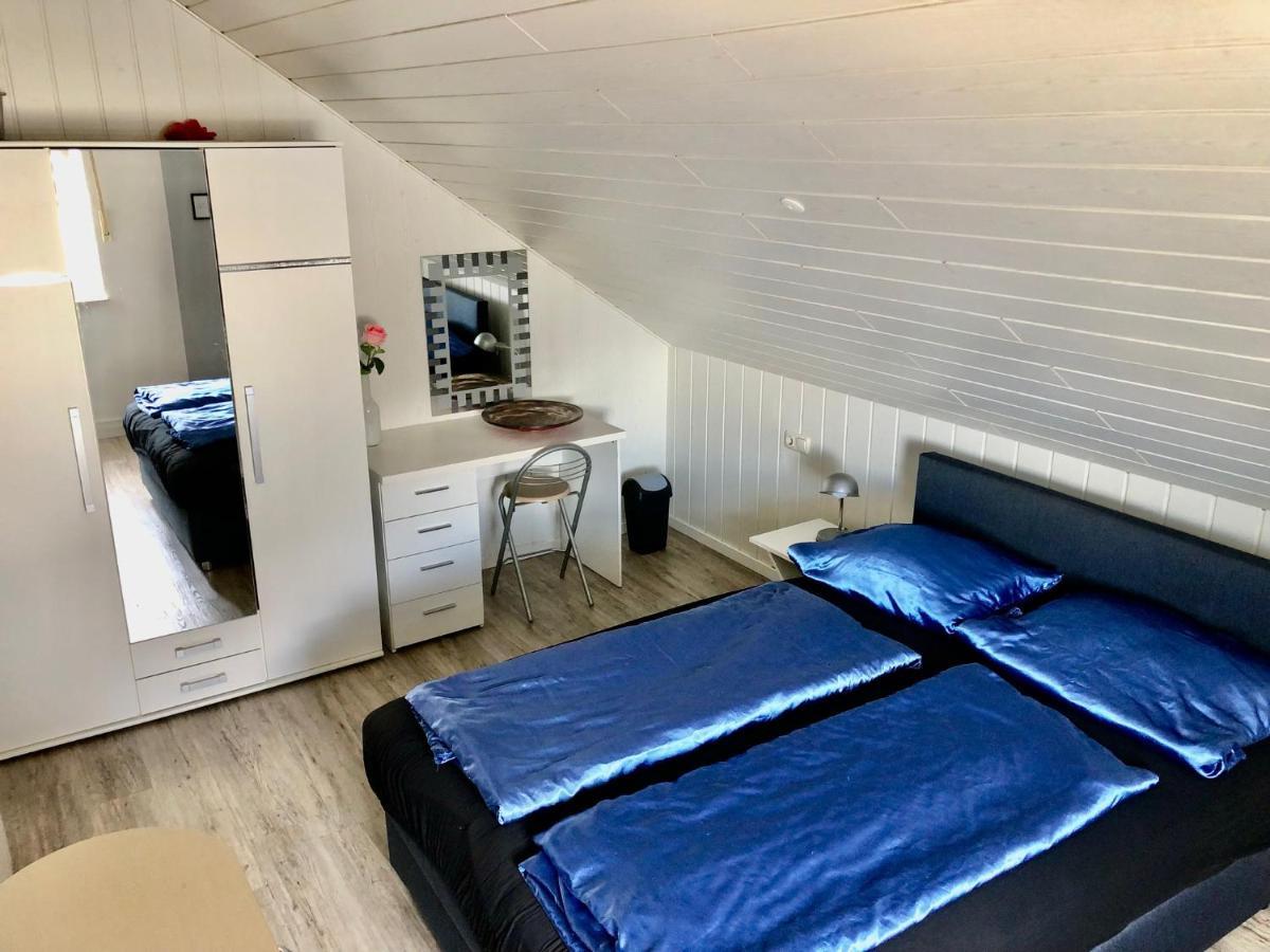 Gaestezimmer Beate Und Ferienwohnung Rheda Wiedenbrueck Exterior photo