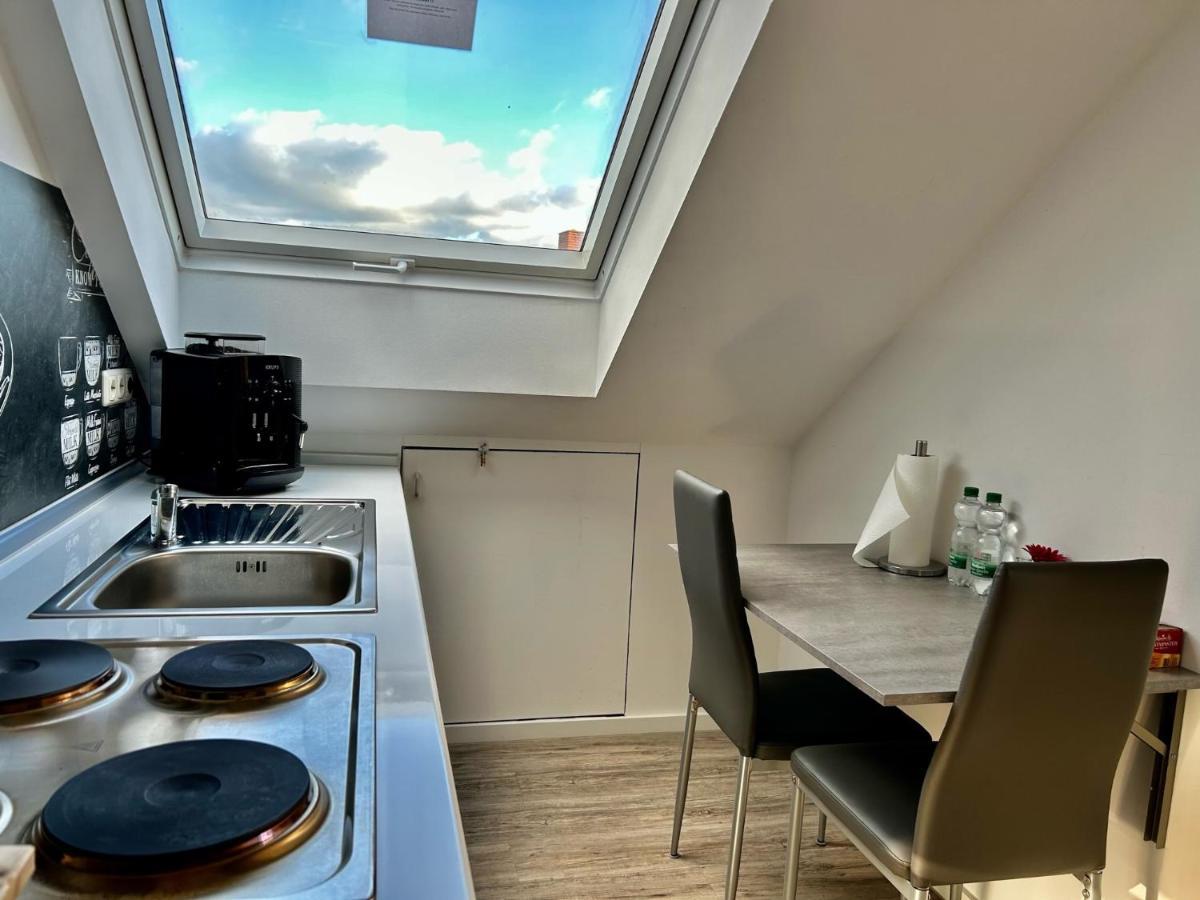 Gaestezimmer Beate Und Ferienwohnung Rheda Wiedenbrueck Exterior photo